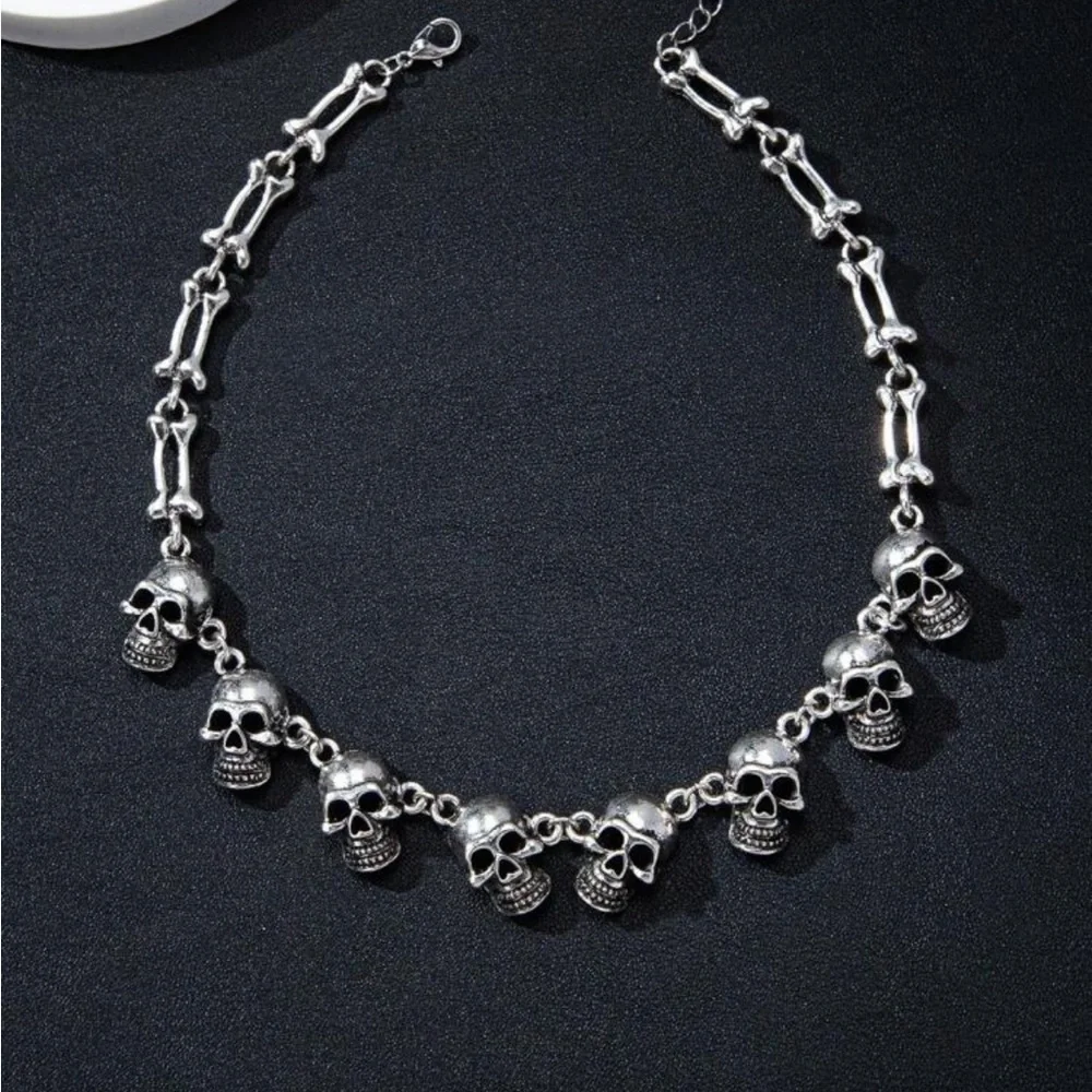 Skull Connected Choker Necklace
